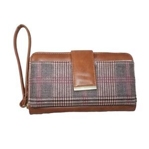 Brown Plaid Wristlet/Clutch Boutique Wallet.